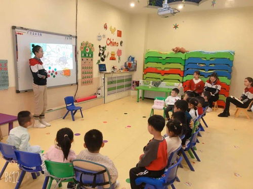 探索成长，绽放童真——七色童心幼儿园教师公开课活动纪实